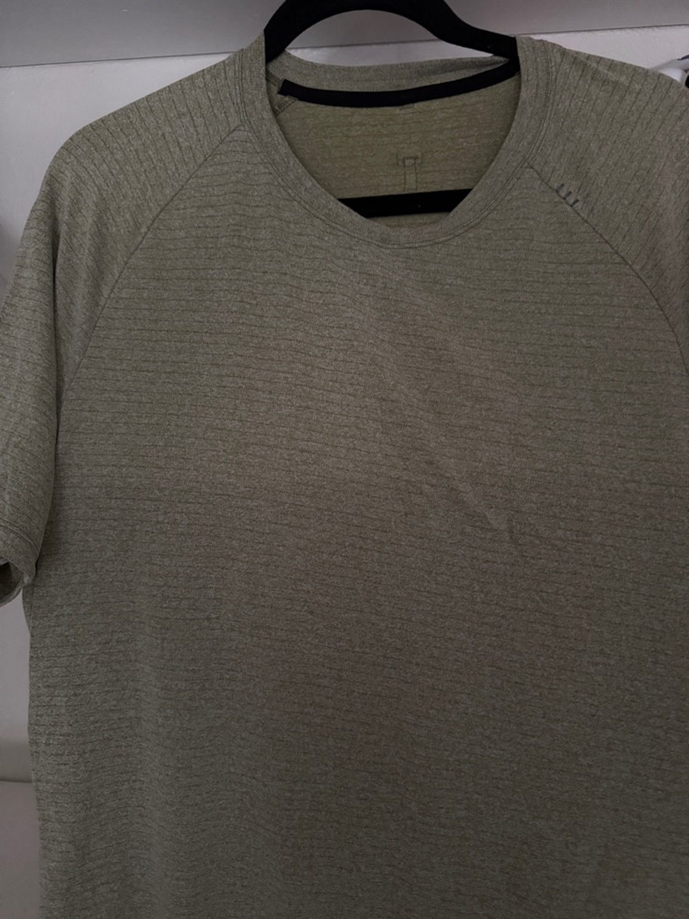 Lululemon Drysense T shirt - Picture 2 of 4